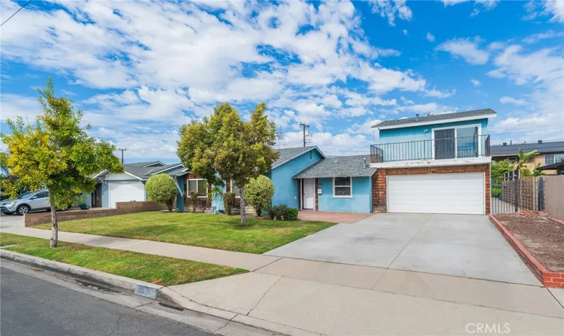1921 W Clearbrook, Anaheim, California 92804