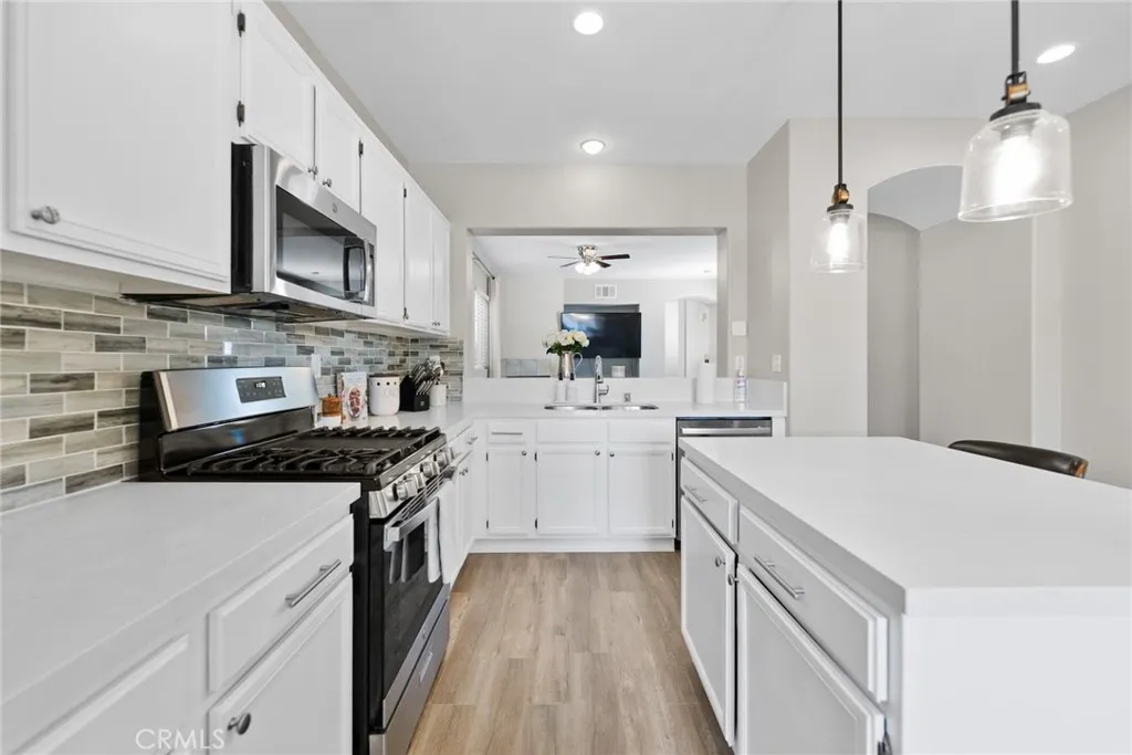 1429 Alta Palma, Perris, California 92571 home-pic-16