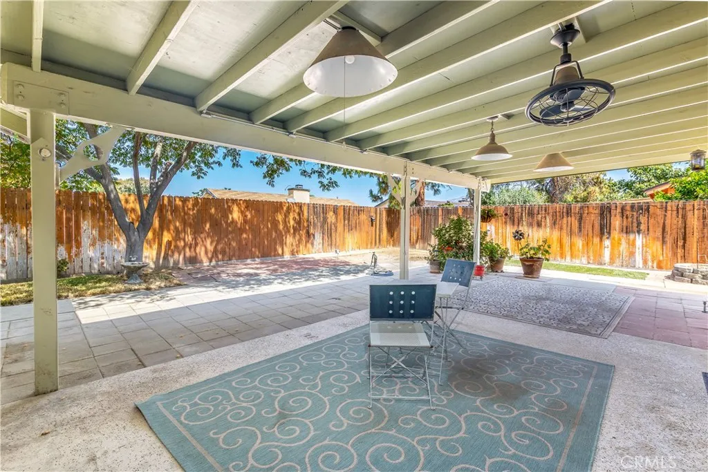 25187 Lincoln Avenue, Hemet, California 92544 home-pic-28