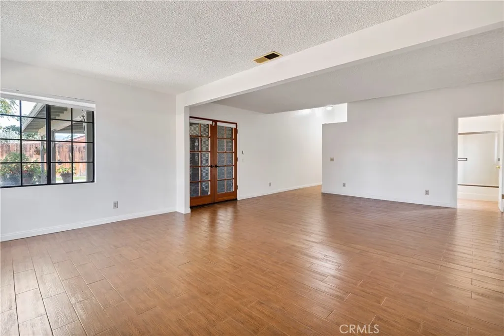 25187 Lincoln Avenue, Hemet, California 92544 home-pic-24