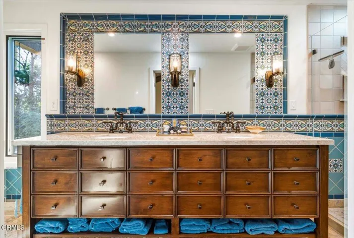 38-515 Del Oro Dr-36