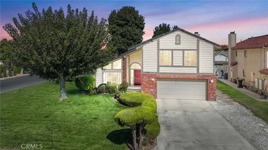 12785 Pinehurst, Victorville, California 92395