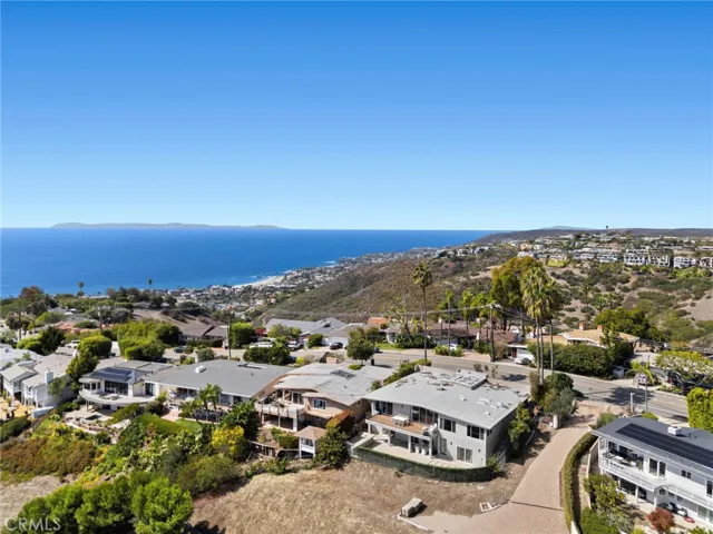 2085 Temple Hills Drive, Laguna Beach, California 92651