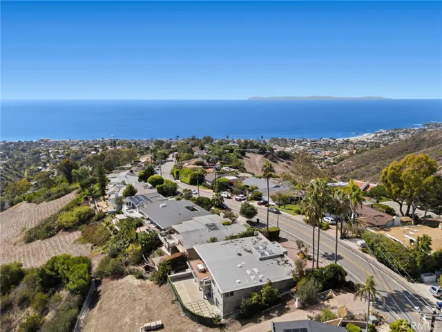 2085 Temple Hills Drive, Laguna Beach, California 92651