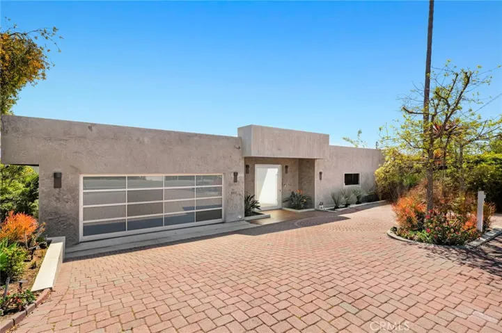 2085 Temple Hills Drive, Laguna Beach, California 92651