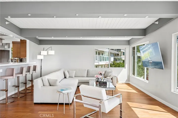 2085 Temple Hills Drive, Laguna Beach, California 92651