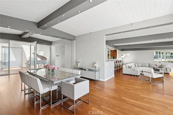 2085 Temple Hills Drive, Laguna Beach, California 92651