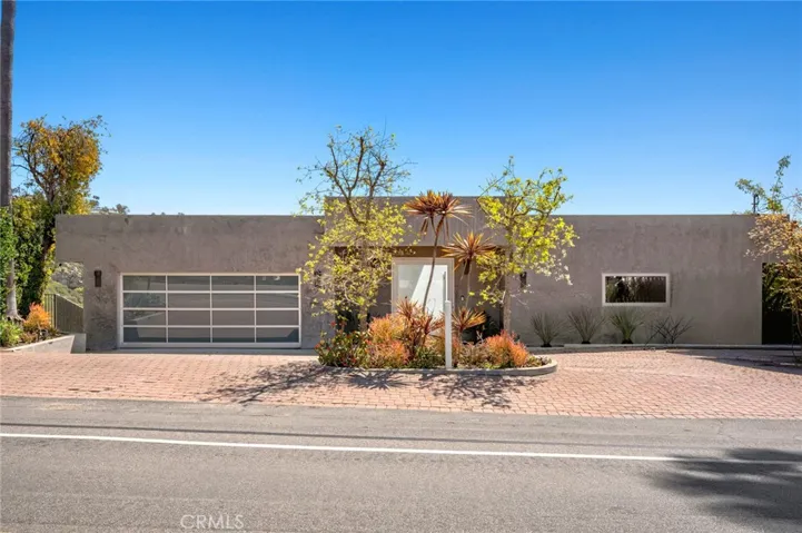 2085 Temple Hills Drive, Laguna Beach, California 92651