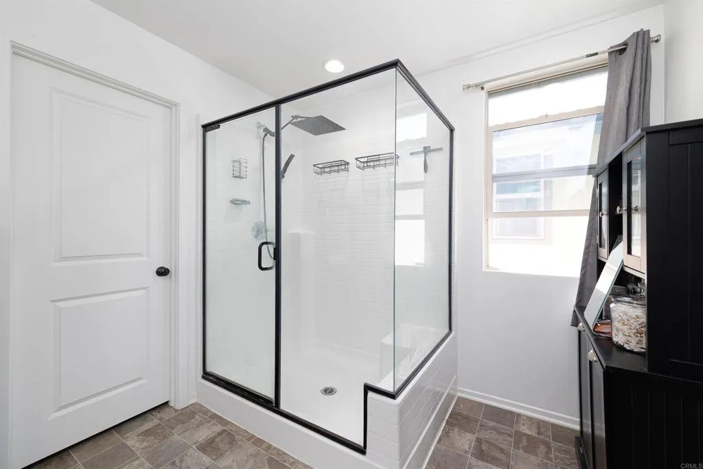 29575 Excel Ct, Winchester, California 92596 home-pic-10