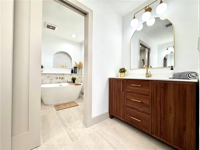 High-end design details in the primary bathroom