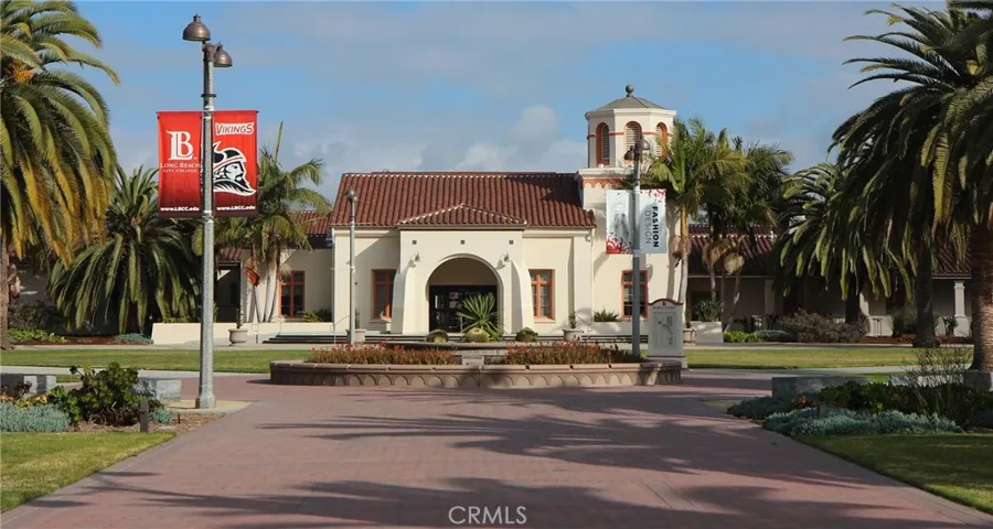 5423 E Walkerton, Long Beach, California 90808