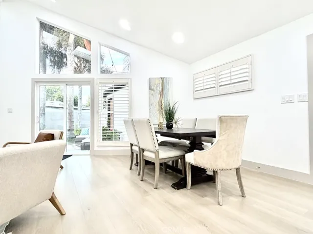 5423 E Walkerton, Long Beach, California 90808
