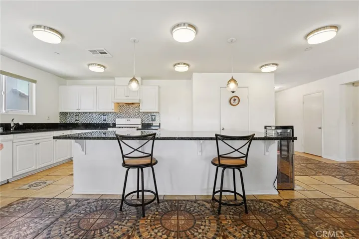 14368 Pioneer Way, Victorville, California 92394