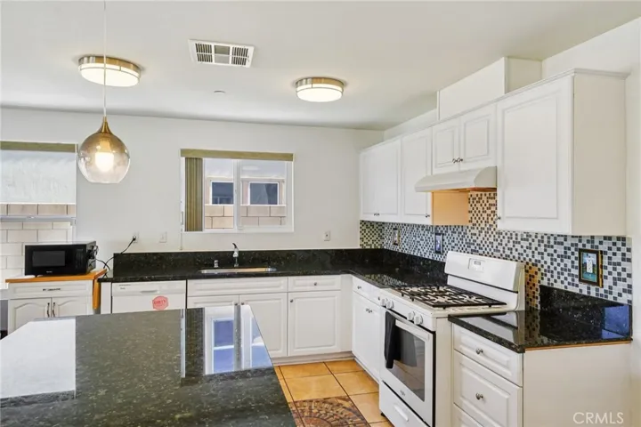 14368 Pioneer Way, Victorville, California 92394