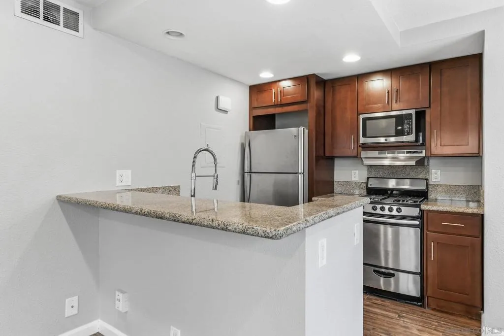 774 Eastshore Ter 169, Chula Vista, California 91913 home-pic-8
