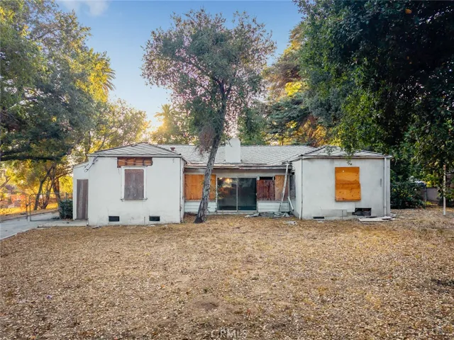2378 Morslay Road, Altadena, California 91001