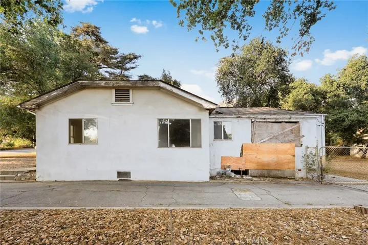 2378 Morslay Road, Altadena, California 91001