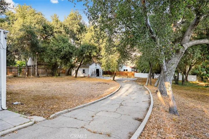 2378 Morslay Road, Altadena, California 91001