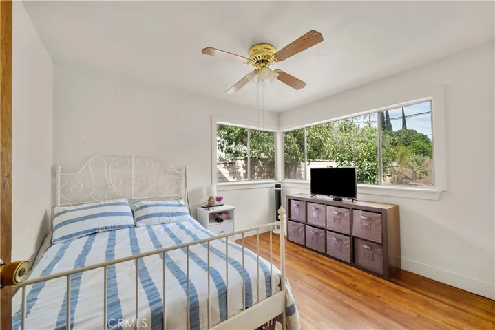 9830 Oakdale Ave, Chatsworth, California 91311