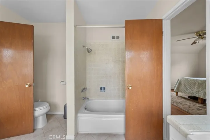 9830 Oakdale Ave, Chatsworth, California 91311