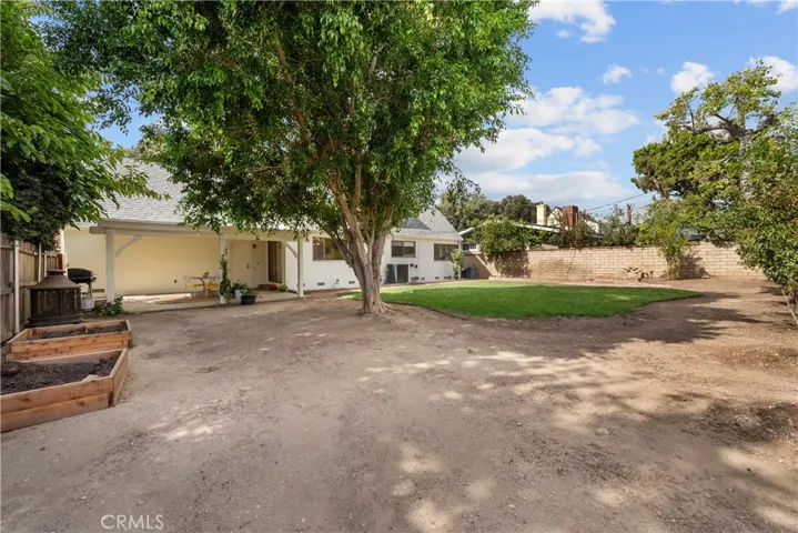 9830 Oakdale Ave, Chatsworth, California 91311