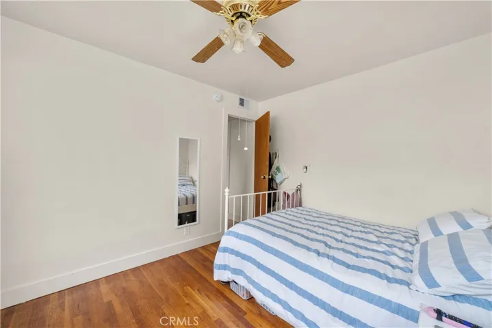 9830 Oakdale Ave, Chatsworth, California 91311