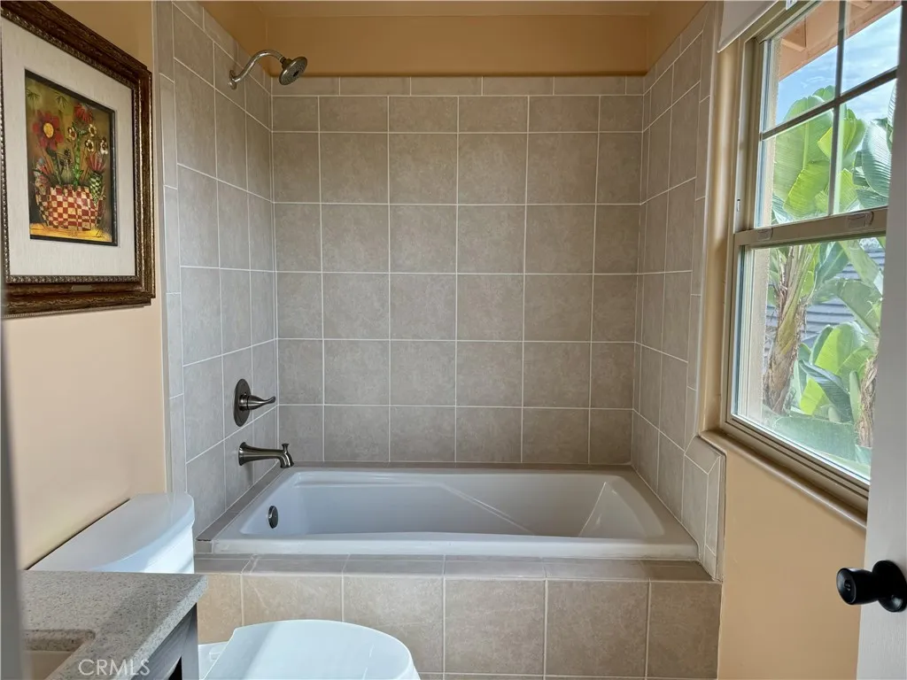 29 Sandstone, Irvine, California 92604 home-pic-24