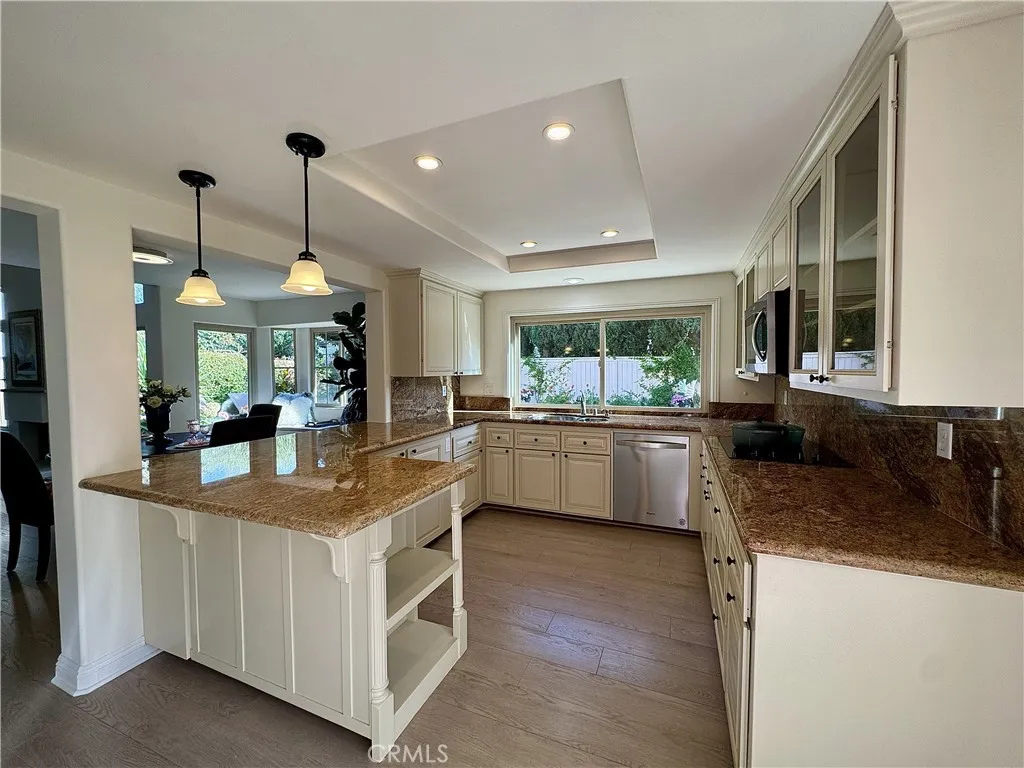 29 Sandstone, Irvine, California 92604 home-pic-14
