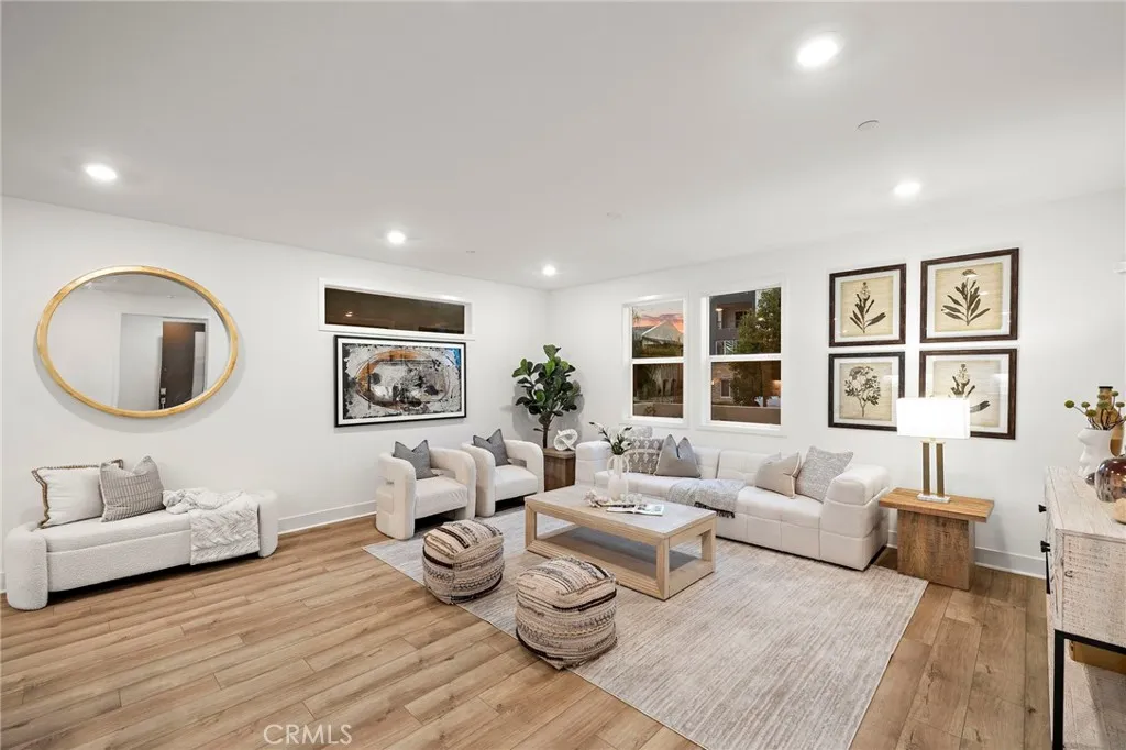 116 Zawn, Irvine, California 92618 home-pic-6
