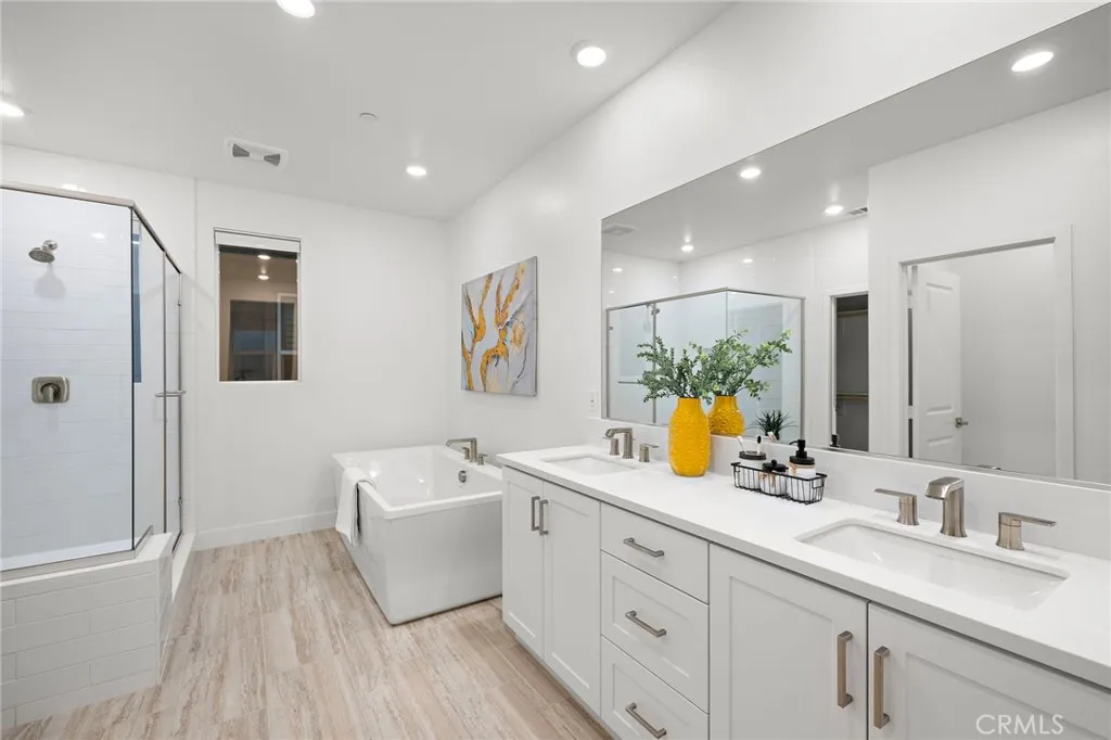 116 Zawn, Irvine, California 92618 home-pic-20