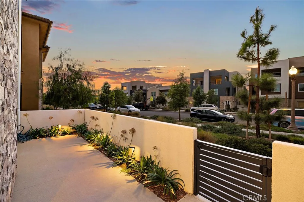 116 Zawn, Irvine, California 92618 home-pic-4