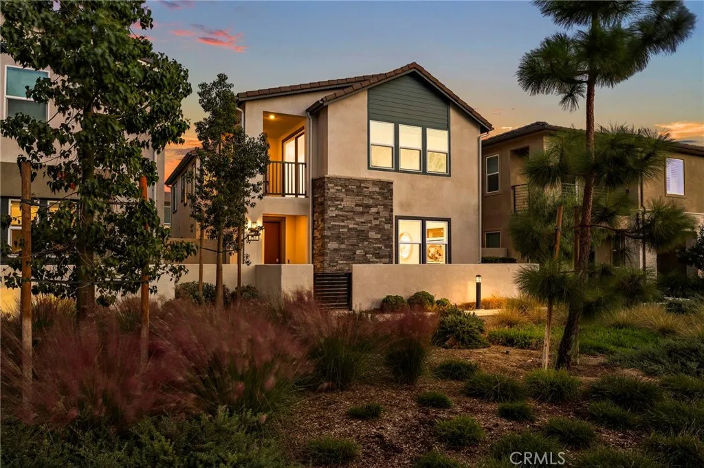 116 Zawn, Irvine, California 92618 home-pic-1