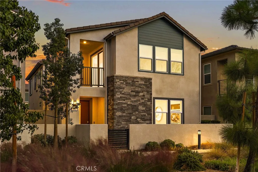 116 Zawn, Irvine, California 92618 home-pic-0