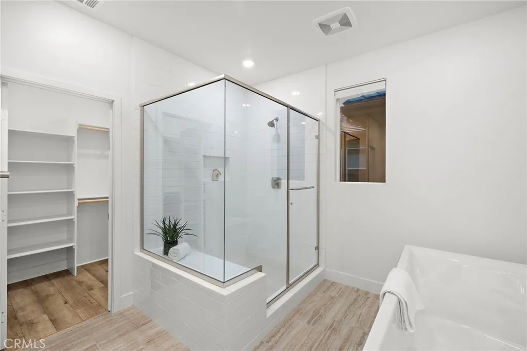 116 Zawn, Irvine, California 92618 home-pic-21