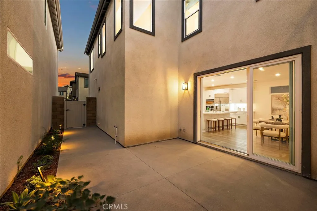 116 Zawn, Irvine, California 92618 home-pic-30