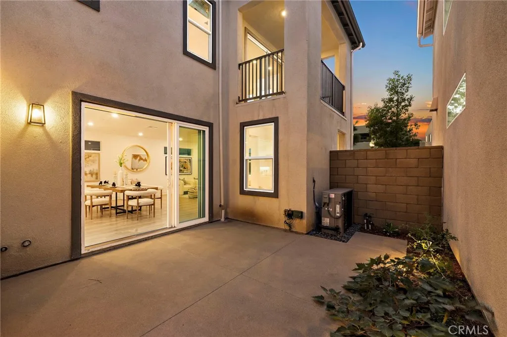 116 Zawn, Irvine, California 92618 home-pic-31