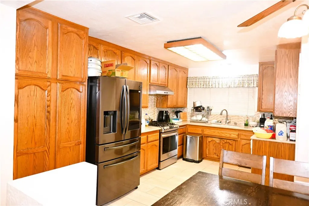 10691 Perrin Drive, Garden Grove, California 92840 home-pic-10