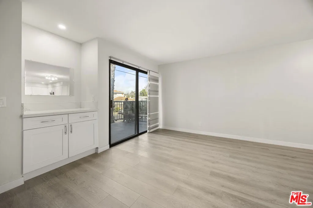 1444 W 227th Street 2, Torrance, California 90501 home-pic-8