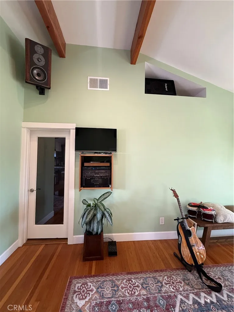 6431 E El Roble, Long Beach, California 90815 home-pic-8