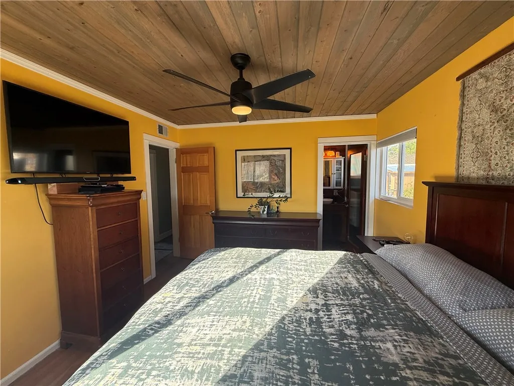 6431 E El Roble, Long Beach, California 90815 home-pic-20