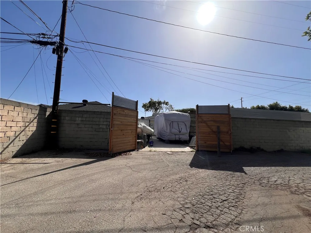 6431 E El Roble, Long Beach, California 90815 home-pic-44