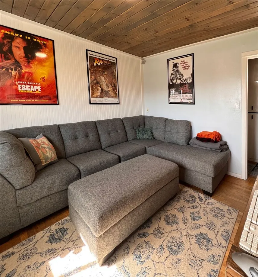 6431 E El Roble, Long Beach, California 90815 home-pic-26