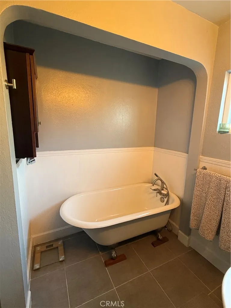 6431 E El Roble, Long Beach, California 90815 home-pic-17