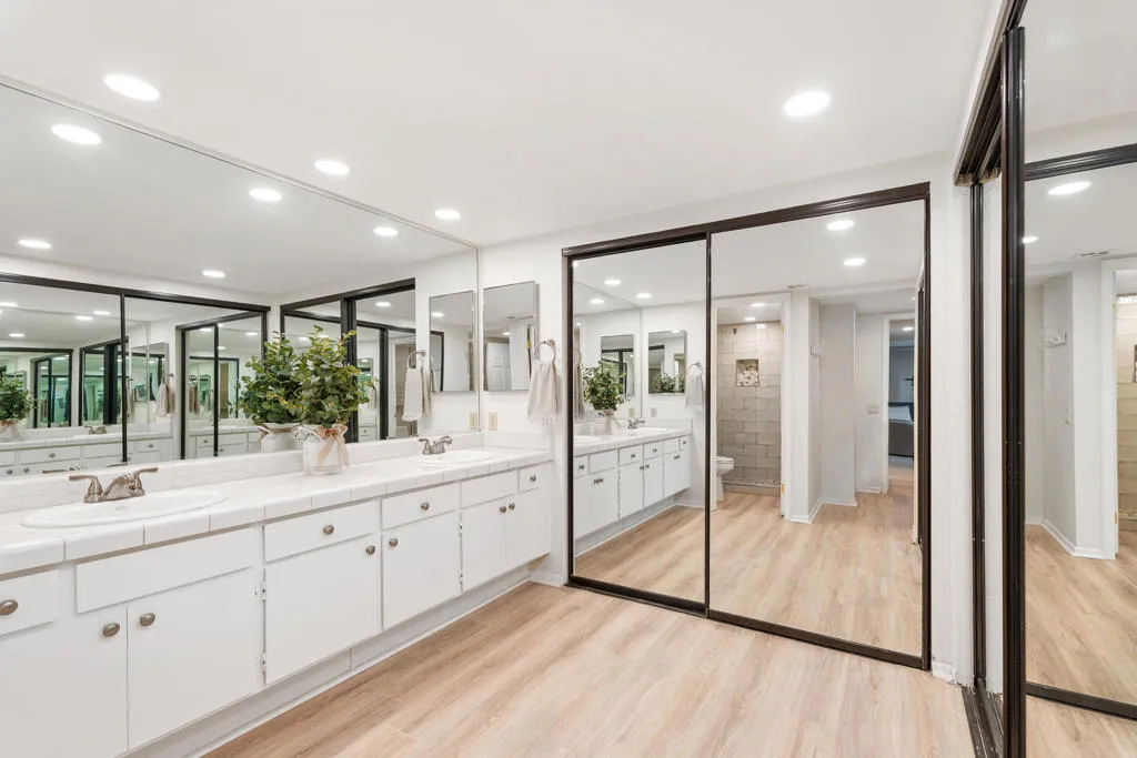 1865 N Via Miraleste 1822, Palm Springs, California 92262 home-pic-18
