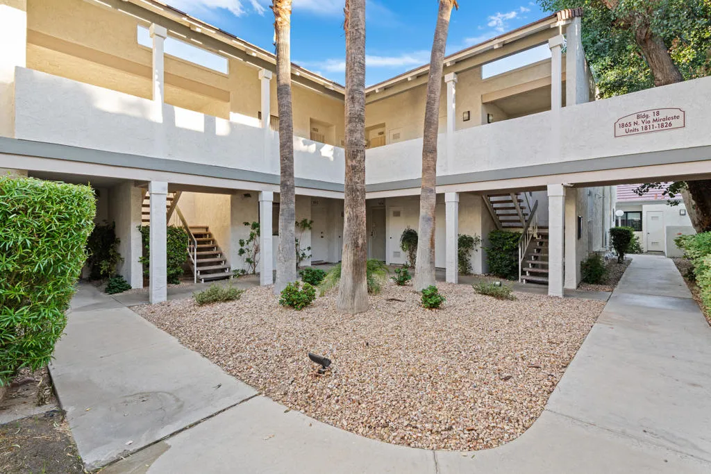 1865 N Via Miraleste 1822, Palm Springs, California 92262 home-pic-1
