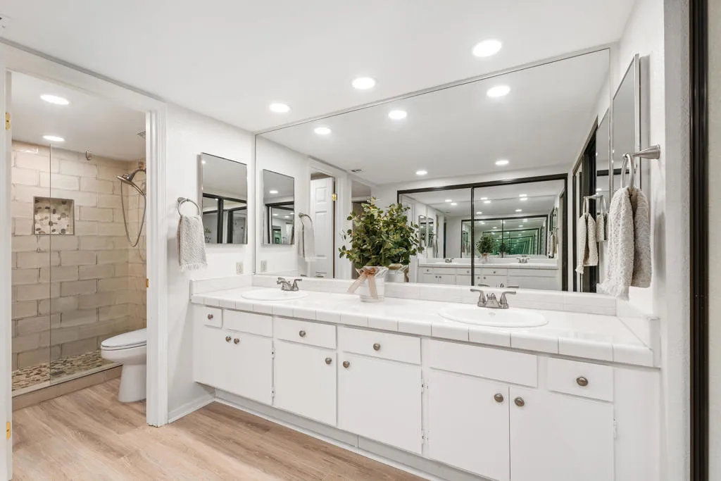 1865 N Via Miraleste 1822, Palm Springs, California 92262 home-pic-19