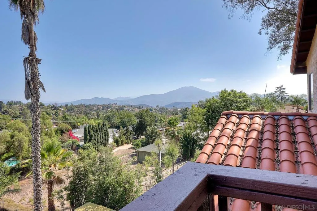 4331 Nabal Dr, La Mesa, California 91941 home-pic-33