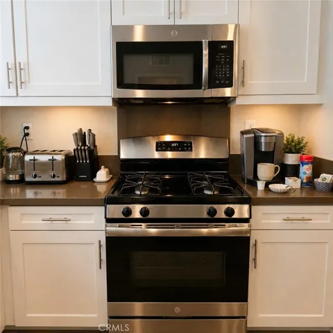 Kitchen & Appliances
