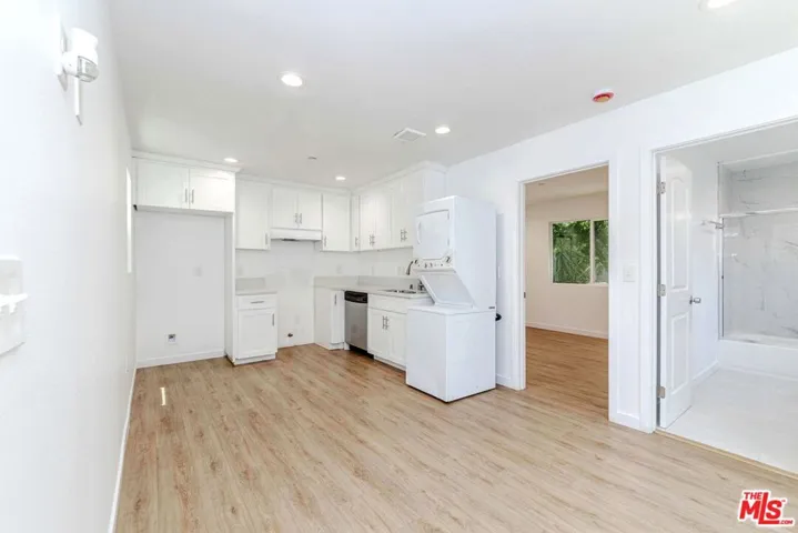 Living Room/ Kitchen