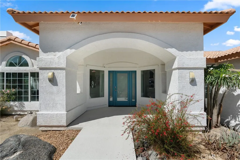 53245 Avenida Martinez, La Quinta, California 92253 home-pic-2